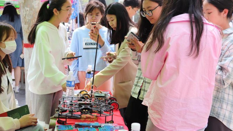 美国站跨境电商，云服务器选型指南：性能与成本平衡之道